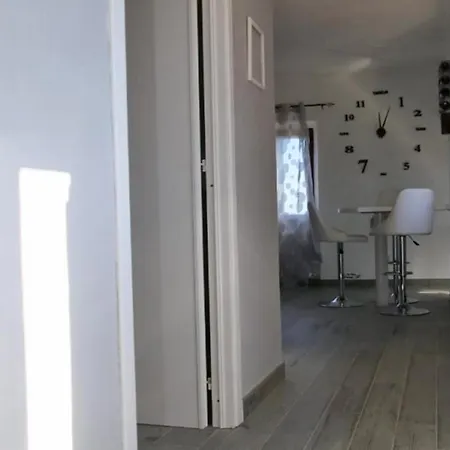 アパート Firenzuola Loft ヴォルテッラ